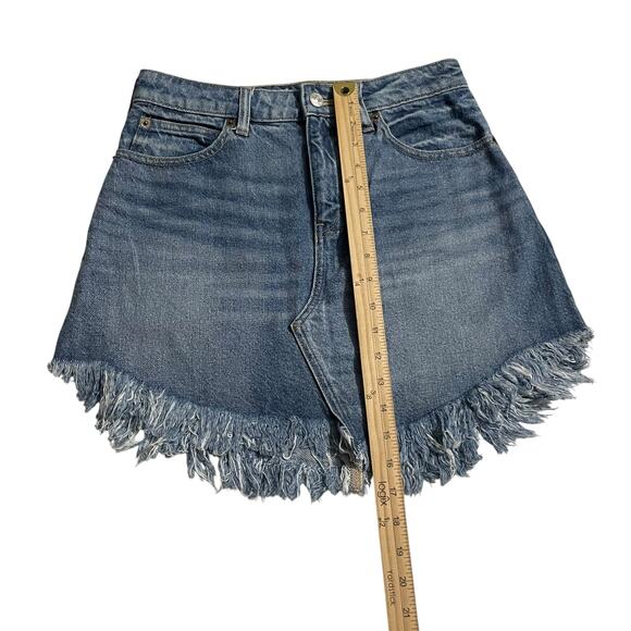 We The Free People Womens 26 Bailey Raw Hem Mini Skirt Blue Medium Wash Denim - Picture 9 of 9